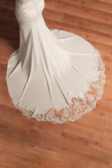 6607 Ivory Silver Lace On Ivory Crepe With Porcelain Tu back