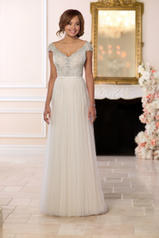 6628 Ivory Lace And French Tulle Over Moscato Gown With front