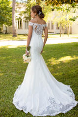 6639 White Lace And Tulle Over White Matte-side Lustre  back