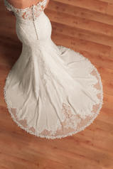 6639 Ivory Lace And Tulle Over Ivory Matte-side Lustre  back