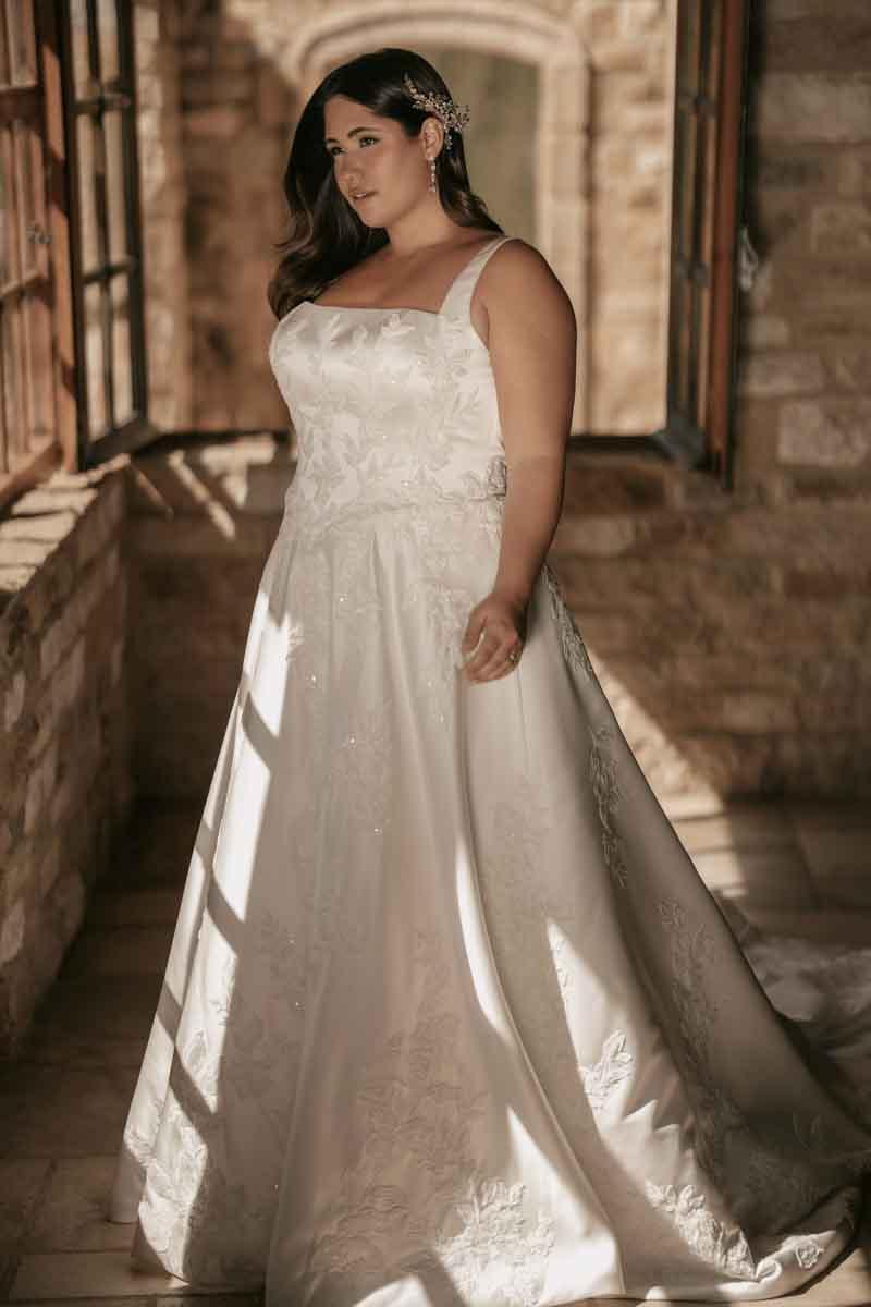 Martina Liana Bridal ML2036