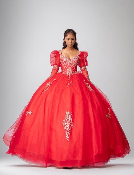 Nina Canacci Quinceanera Q133