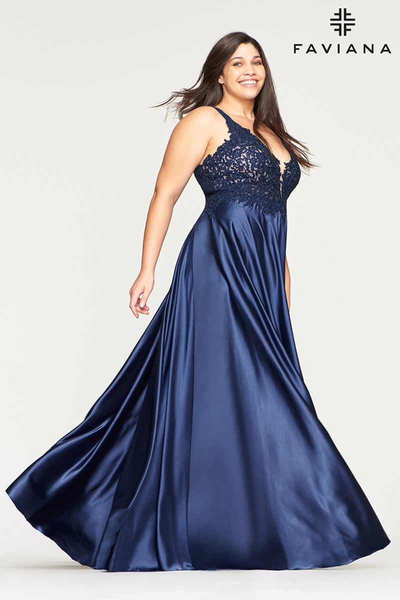Luftfart råd slack Faviana Plus Sizes 9494 Atianas Boutique Connecticut and Texas | Prom  Dresses | Bridal Gowns