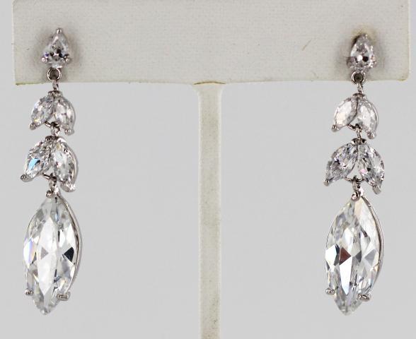 Helens Heart Earrings JE-E5073-S-Clear
