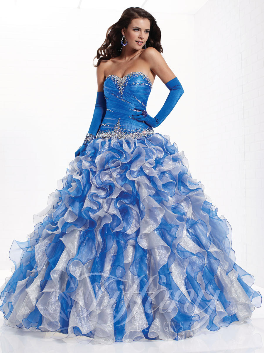 Tiffany Presentations 16902 Bella Boutique - The Best Selection of Dresses  in the Country!