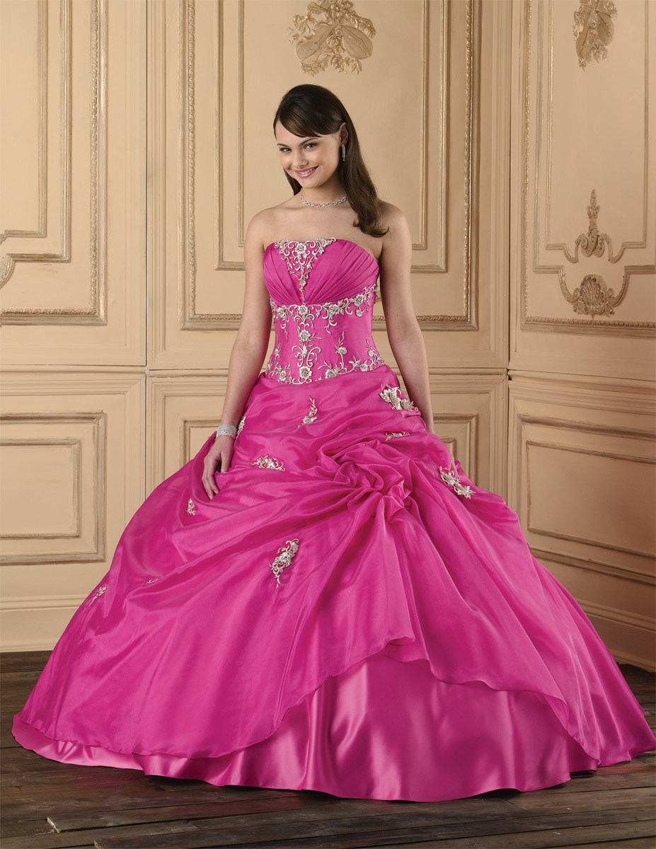 Quinceañera Collection by House of Wu 26603