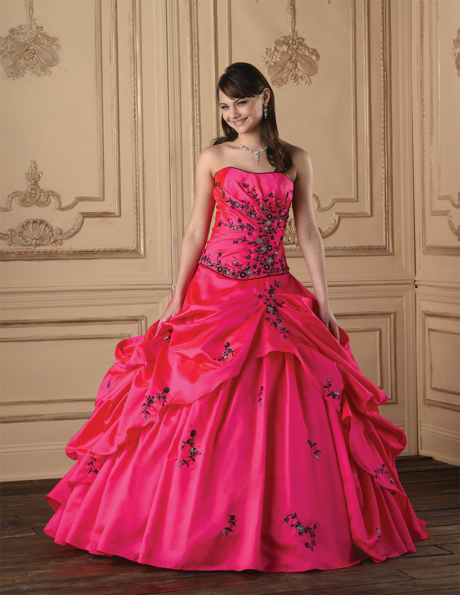 Quinceañera Collection by House of Wu 26615