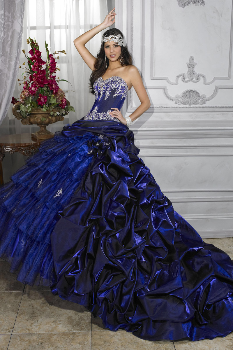 Quinceanera Collection 26671