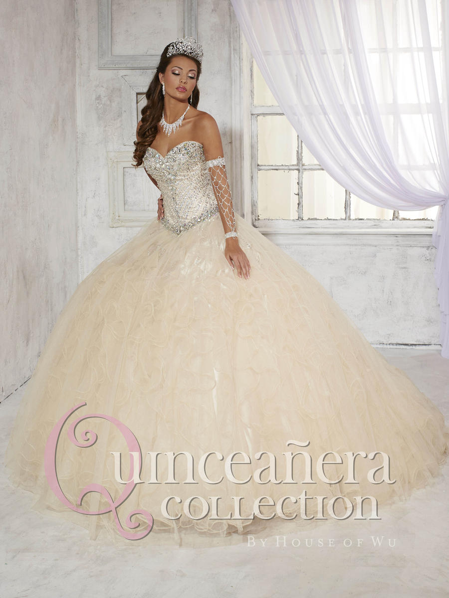 Quinceanera Collection 26779
