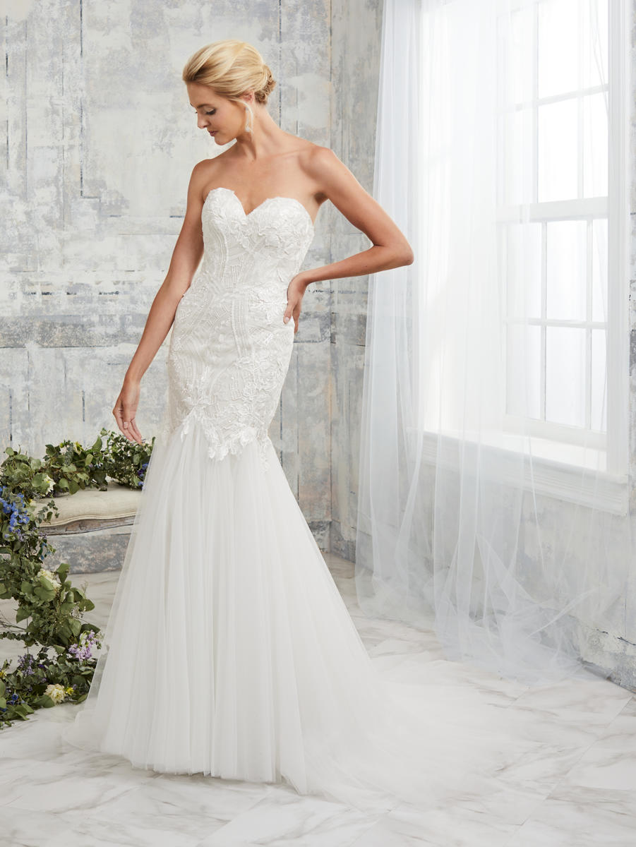 Adrianna Papell Platinum Bridal 31132 Atianas Boutique Connecticut and Texas | Dresses | Bridal Gowns