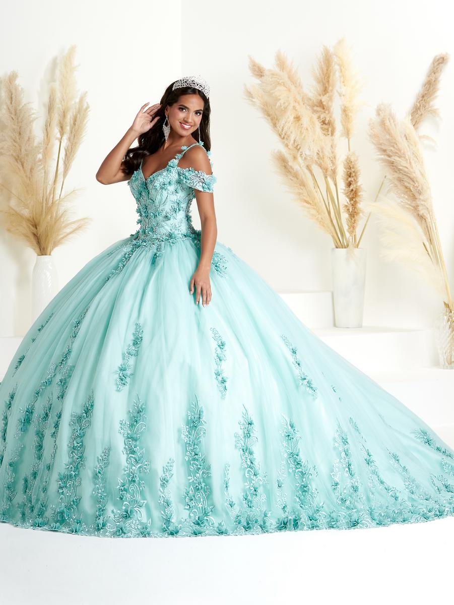 16 breathtakingly gorgeous vintage evening gowns with long skirts so full  theyd make a Disney Princess jealous  Click Americana
