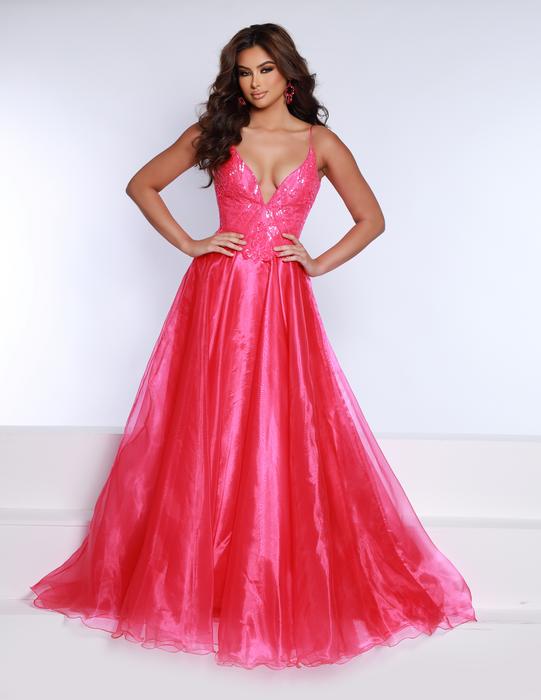 Prom Pageant & Formals  2601