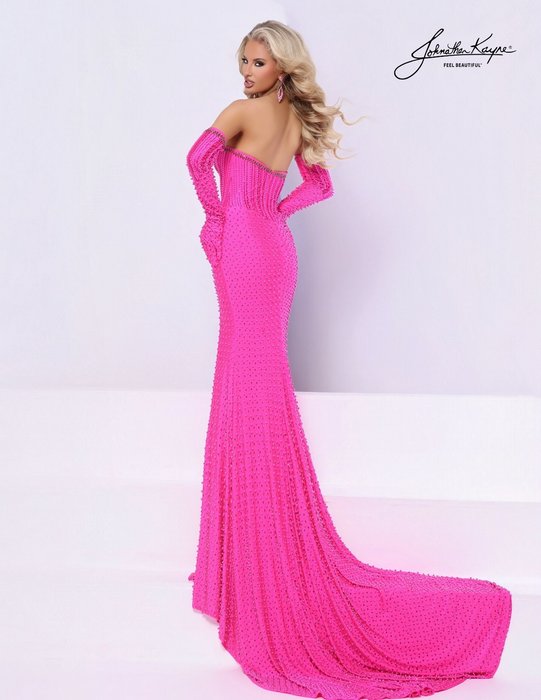 Joshua McKinley for Johnathan Kayne Collection 3326