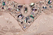 D168B234 Champagne/Crystal detail