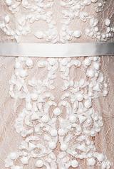 99289 Ivory/Nude detail