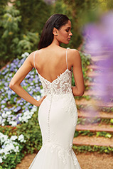 44163 Ivory/Nude detail