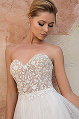 88044 Ivory/Nude detail