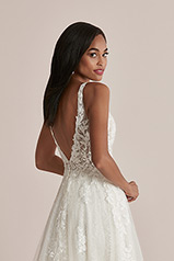 88226 Ivory/Ivory/Nude detail