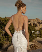 V2110 Ivory/Nude/Toffee detail