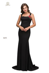 8255 Black/Embroidery front