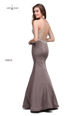 93019 Taupe back