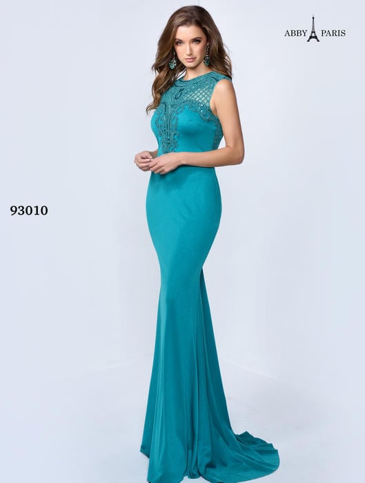 Lucci Lu:  Unique, Beautiful Affordable Designer Gowns 93010