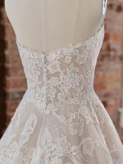 22MK542 Ivory Over Nude Gown With Natural Illusion detail