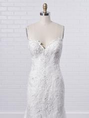 9MC882 Ivory Gown With Ivory Illusion detail