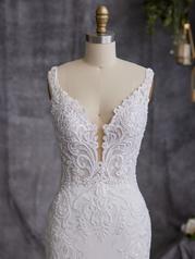 23MS041A01 Ivory Gown With Natural Illusion detail