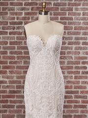 22MS500 Ivory Over Nude Gown With Ivory Illusion detail