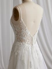 23MB661B02 All Ivory Gown With Ivory Illusion detail