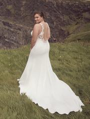 23RK110A01 Ivory Gown With Natural Illusion back