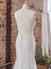 22RC522 Ivory Gown With Natural Illusion back