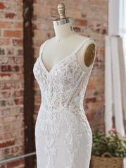 22RW590A01 All Ivory Gown With Ivory Illusion detail