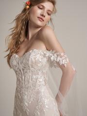 22RN973A01 Ivory Over Blush (gown With Natural Illusion) detail