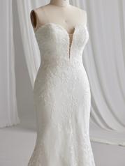 23RK682A01 Ivory Gown With Natural Illusion front