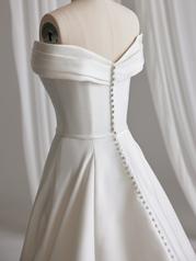 23RW677A01 Ivory Gown With Natural Illusion detail