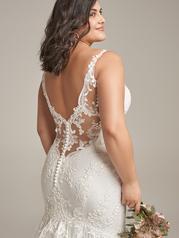 22RC600A01 Ivory Gown With Natural Illusion back