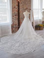 22SC559 Ivory Gown With Natural Illusion back