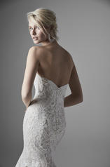 20SW205 Ivory Gown With Nude Illusion detail
