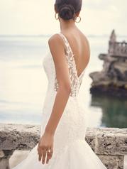 21SK774 Ivory Gown With Ivory Illusion detail