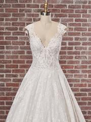 22SC581 Ivory Gown With Natural Illusion detail