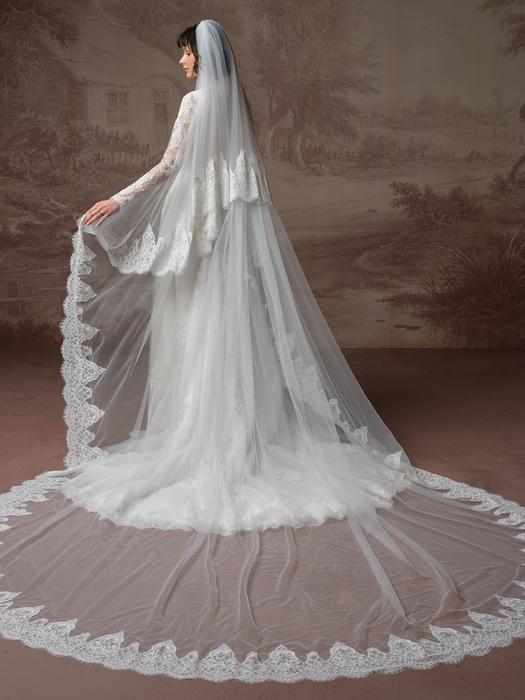 Maggie Sottero-Dominique F6MK100A01
