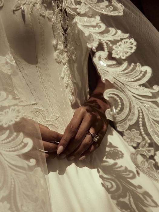 Sottero and Midgley-Sandrine F6SZ070A01