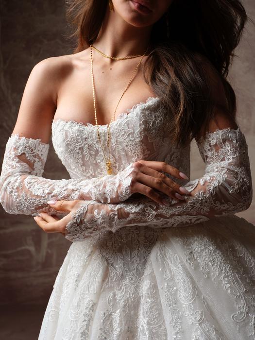 Sottero and Midgley-Yesenia F6SZ066A01