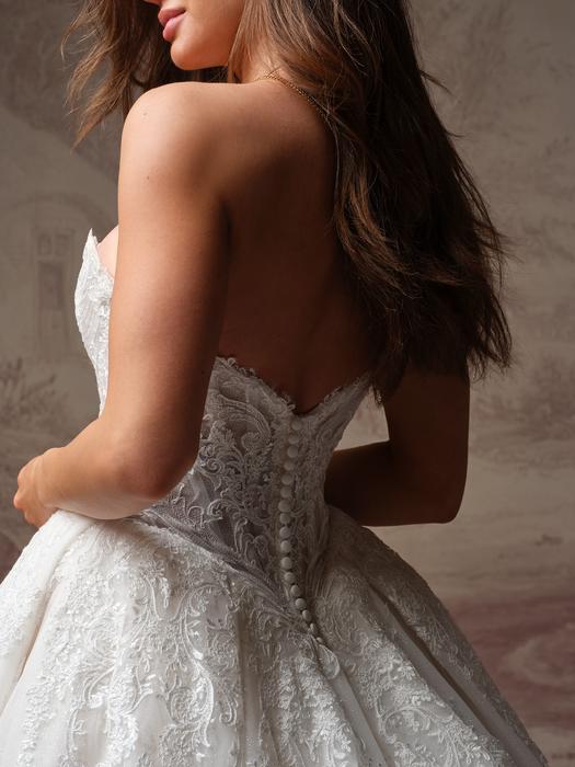 Sottero and Midgley-Yesenia F6SZ066A01