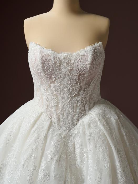 Sottero and Midgley-Yesenia F6SZ066A01