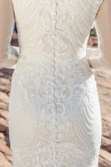 TR12026 Ivory/Oyster Pearl back