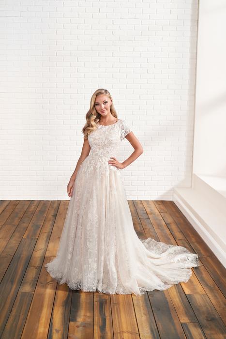 MODEST BRIDALS Atianas Boutique Connecticut and Texas | Prom Dresses |  Bridal Gowns