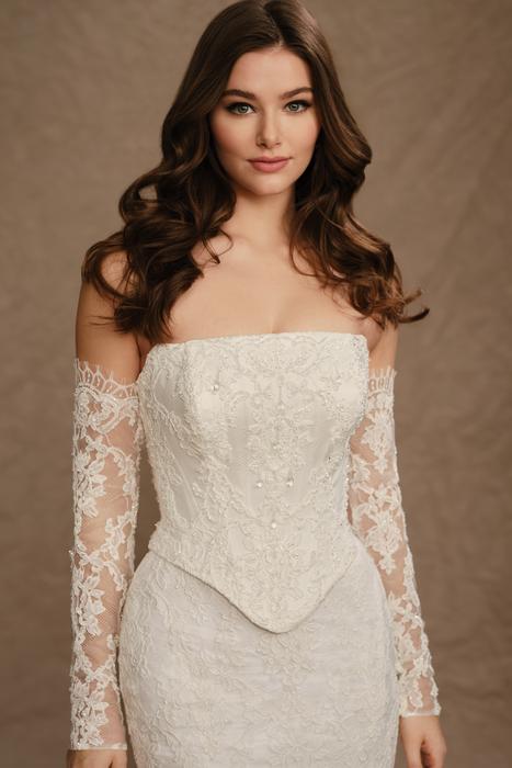 Liv-Martin Thornburg for Mon Cheri MT4012